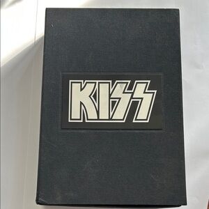 KISS CD Box Set The Definitive Collection 

2001
